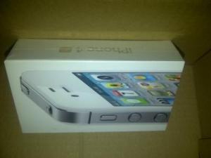 Authentic : Xmass Offering : Apple iPhone 4S 16GB/32GB/64GB $ 400USD