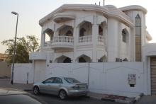 للبيع فيلا في جميرا 1