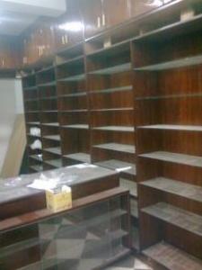 صيدلية 33م مرخصة وسوبر لوكس للبيع