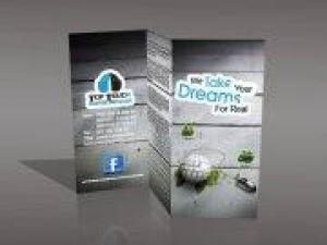 مصري مصمم جرفيك ومواقع الكترونية ولديه خبرة في التسويق