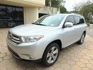 2011 TOYOTA HIGHLANDER (4X4)
