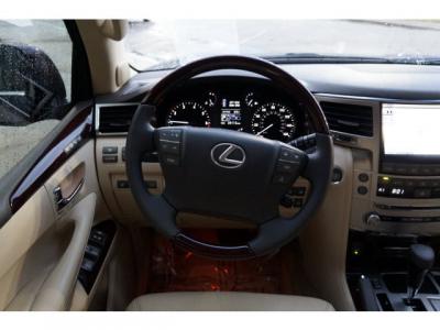 MY USED 2013 LEXUS LX 570