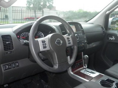 USED NISSAN PATHFINDER