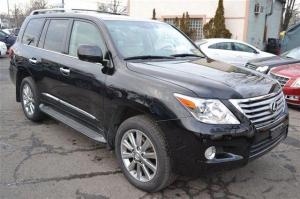 2011 LEXUS LX570 - $22,000 USD