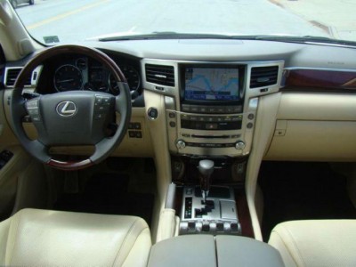 FOR SALE 2013 LEXUS LX 570