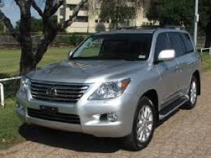 MY 2011 LEXUS LX 570 FOR SALE (Gulf specs)