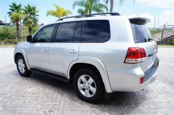 GCC SPECS: 2011 TOYOTA LAND CRUISER V8.
