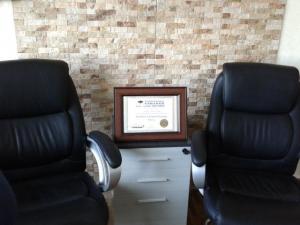 CHECK CAR لبيع اجهزة فحص السيارات الهايبرد