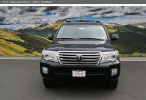 تويوتا لاند كروزر 2014 لون أسود للبيع هنا هو رقم ال WhatsApp ب