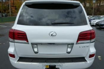 Lexus Lx570 2014.....$20000