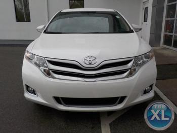 Good 2014 Toyota Venza LE
