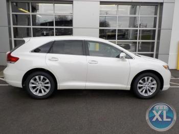 Good 2014 Toyota Venza LE