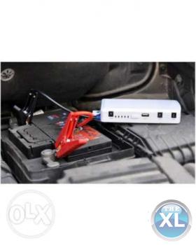 للبيع جهاز شحن للاب توب وبطاريه العربيه
