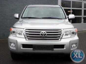 2014 تويوتا لاند كروزر للبيع عاجل