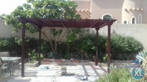 مظلات مواقف,سواتر مجدولة ,قرميد ملون مع الحوار للمظلات وسواتر