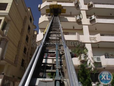 شركة نقل أثاث بسوهاج  01144198230 - 01221643072