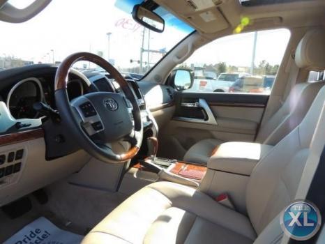 بيع لاند كروزر 2014 جيب أبيض