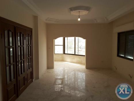 شقق للبيع في شفا بدران المنطقة الواقعة مقابل الغذاء و الدواء