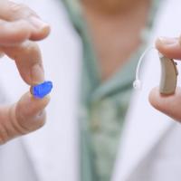 سماعات داخلية وخارجية كمبيوتر لعلاج كل مشاكل السمع