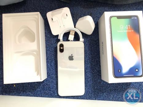 Apple iPhone XS WhatsApp +19132958342