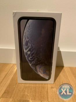 Apple iPhone XR 64GB / 128GB / 256GB (UNLOCKED) Black/Red/White *SEALED*