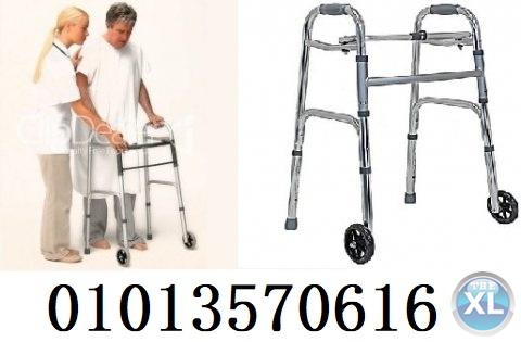 مشاية قابلة للطى بعجل كبارالسن مصنوعة خصيصاً لكبار السن