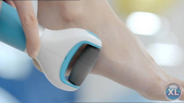 احصلى علي كعبين بدون تشققات مع مزيل الجلد الميت للقدمين